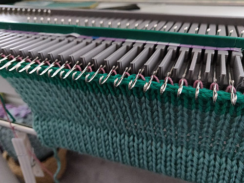 MACHINE KNITTING - BEGINNERS : Onehunga High School Adult Learning Centre